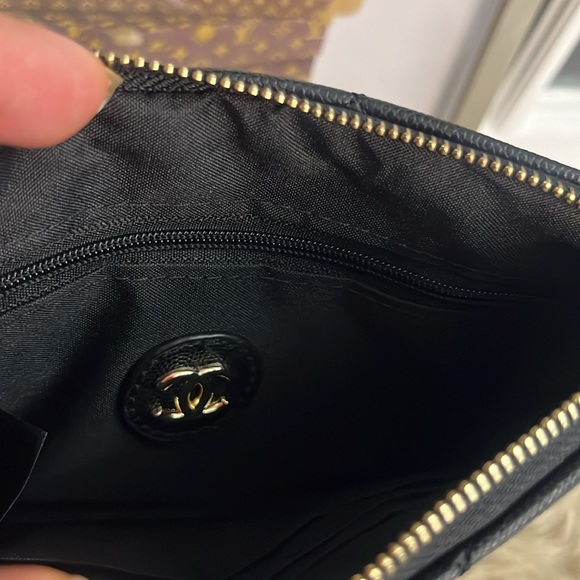 New GWP Chanel quilted clutch/ wallet bag. - Picture 7 of 11